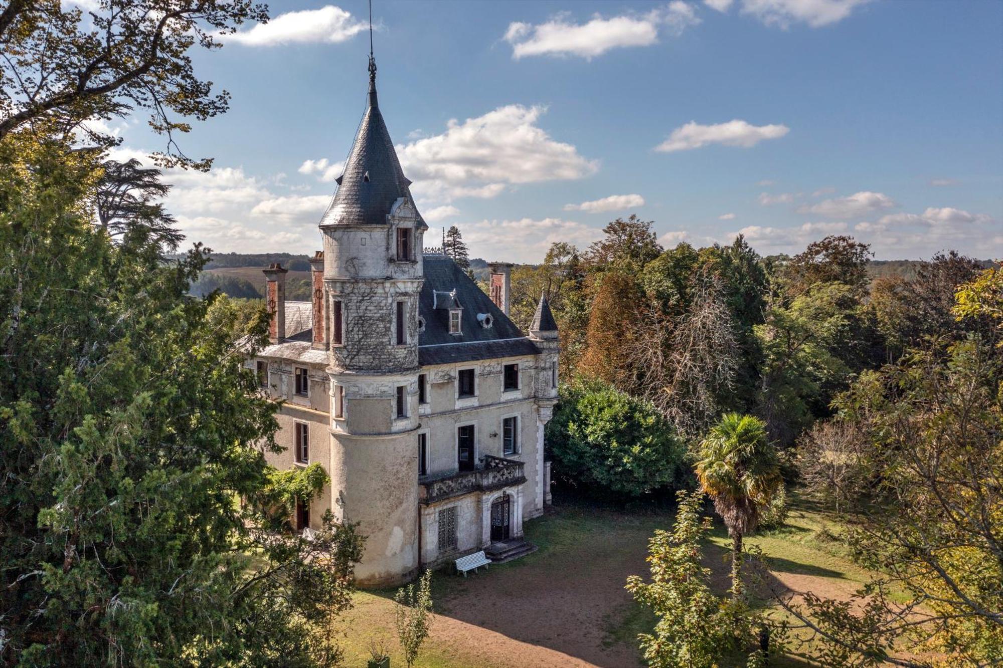 Javerlhac-et-la-Chapelle-Saint-Robert Chateau De Puymoger B&B 외부 사진